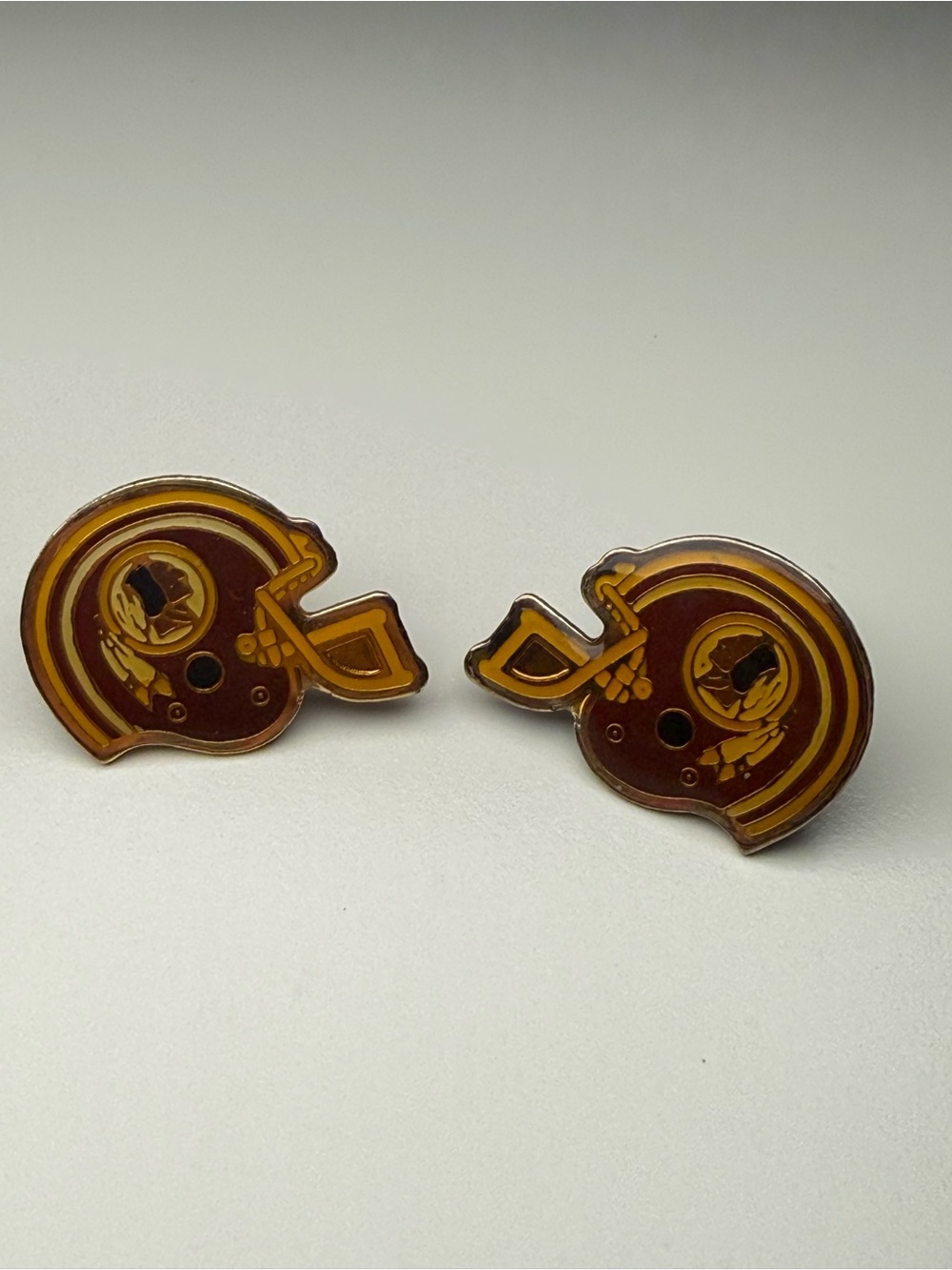 Vintage 1980s Washington Redskins Helmet Pierced Earrings Peter David NFL